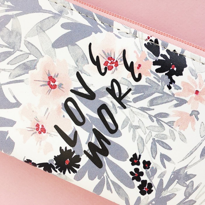 Кошелёк "Love more" 