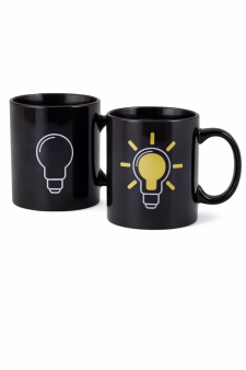 Кружка хамелеон "Лампочка", черная