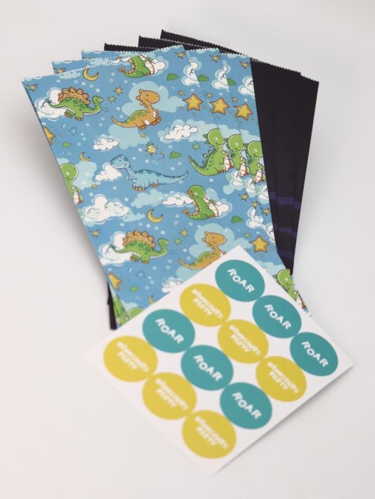 Набор подарочных пакетов+наклейки (6 шт.) &quot;Dinosaur party&quot;, 24*13*8 