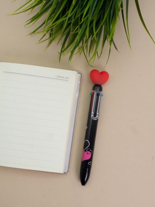 Разноцветная ручка 6 в 1 &quot;Black hearts&quot; 