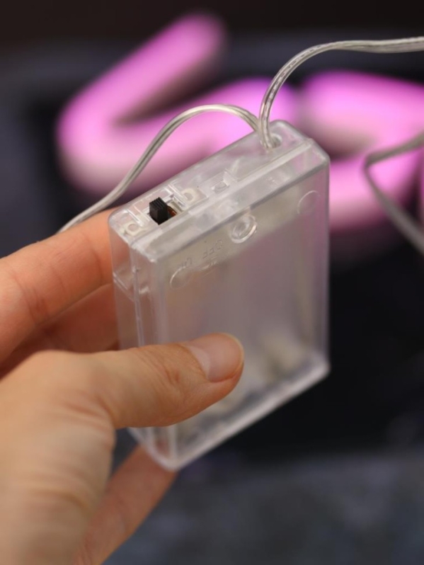Неоновый подвесной ночник "Любовь", USB, розовое свечение (35х13 см)