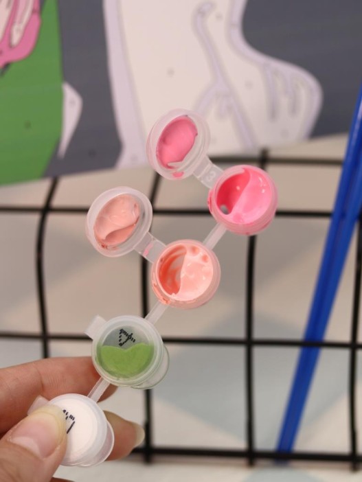 Картина по номерам на подрамнике Draw Me! «Beautiful person», (20*20 см) 