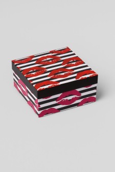Подарочная коробка «Kiss of passion», 17*17*8