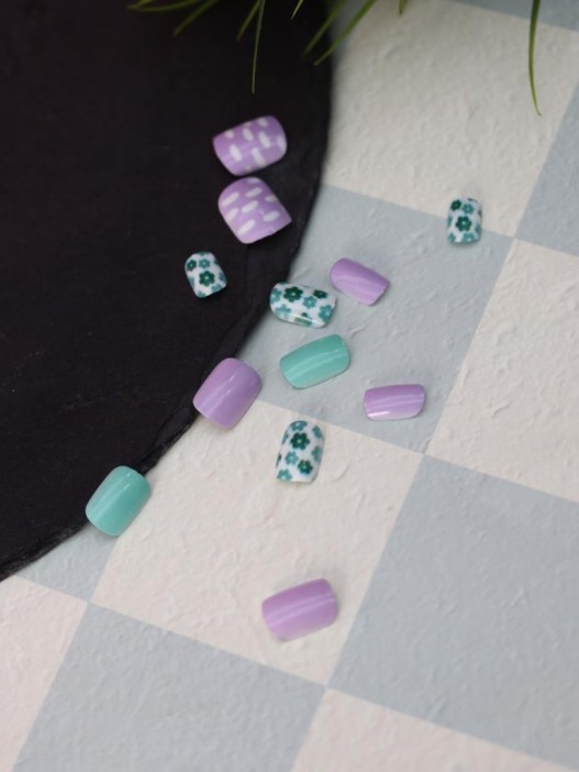 Накладные ногти GIRLY «Lilac», 12 шт., с клеевыми пластинами 