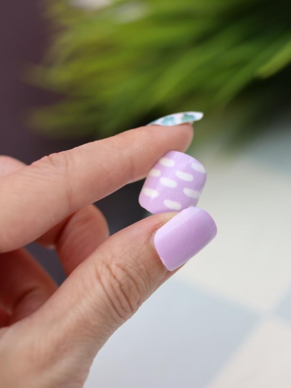 Накладные ногти GIRLY "Сирень", 12 шт., с клеевыми пластинами