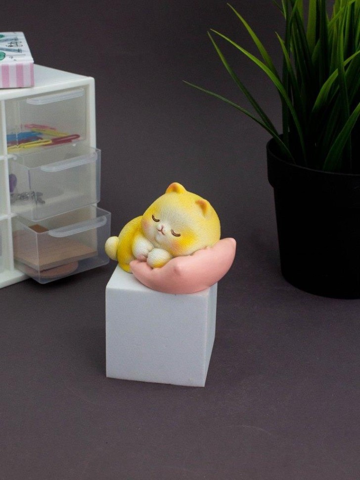 Сувенир "Спящий кот", 4,5 см