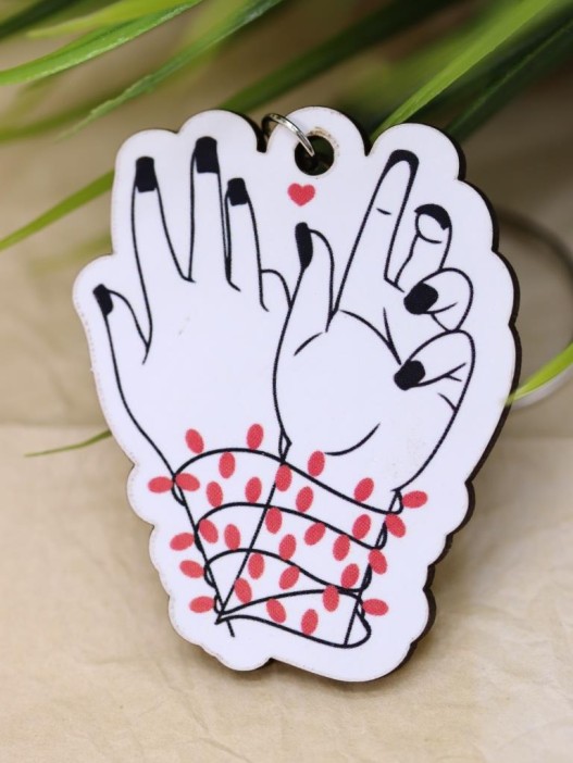 Брелок ECO из дерева LOL LAB &quot;Сердце в руках&quot; 