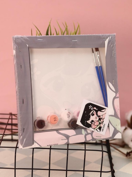 Картина по номерам на подрамнике Draw Me! «Girl with flowers», (20*20 см) 