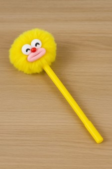 Ручка с помпоном "The sad monster", yellow