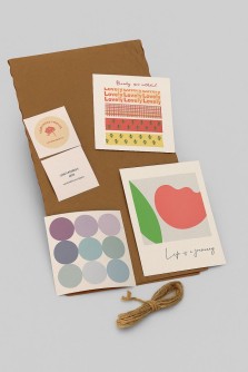 Упаковочный набор д/подарков (2 листа+лента+открытка+5 наклеек) "Autumn whisper",40x50 см