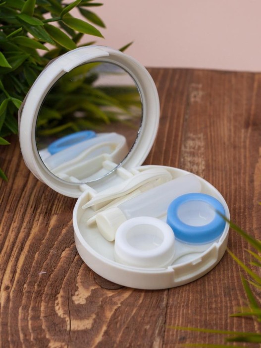 Контейнер для линз «Whale», white fish 