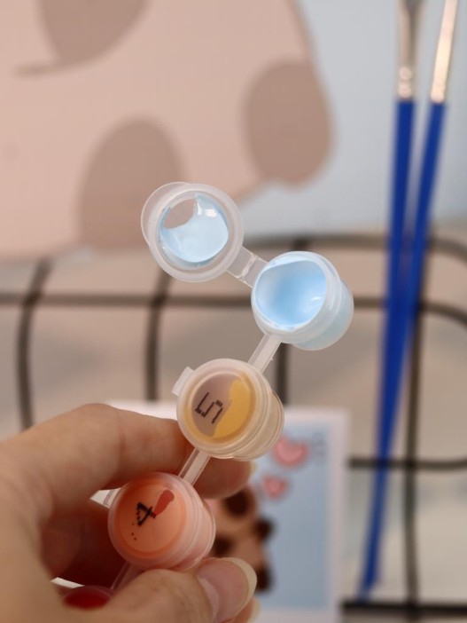 Картина по номерам на подрамнике Draw Me! «Capybara in love», (20*20 см) 