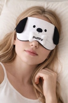 Маска для сна гелевая GIRLY "Щенок любит косточку", черная