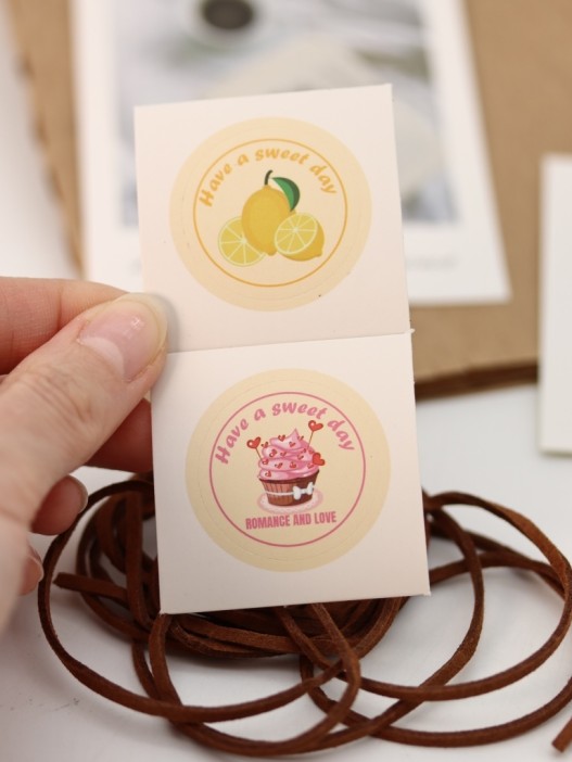 Упаковочный набор д/подарков (2 листа+лента+открытка+5 наклеек) &quot;Creative Spark&quot;,40x50см 