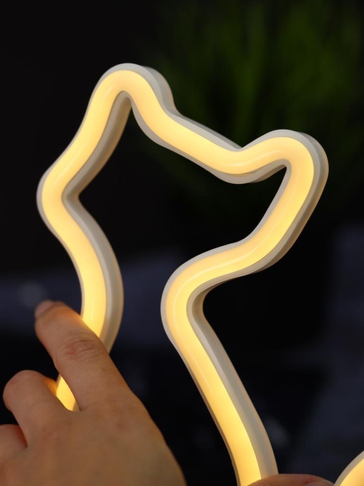 Неоновый подвесной ночник "Кот", USB, теплое свечение (23х18 см)