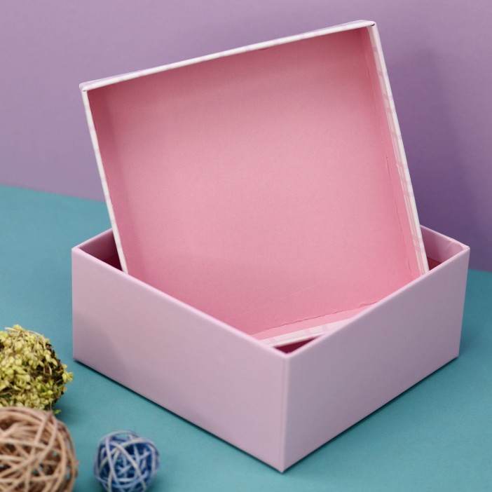 Подарочная коробка «Two strawberry», 14*14*6.5 