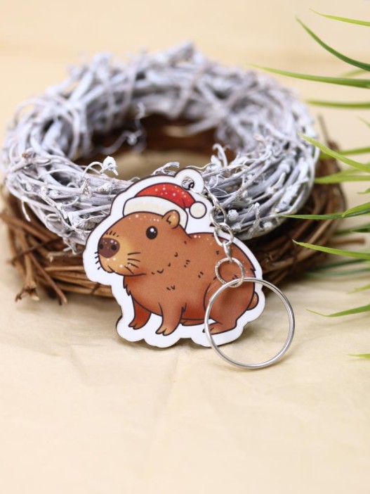 Брелок ECO из дерева &quot;Новогодняя капибара&quot; 
