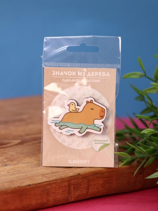 Значок ECO из дерева Capybara duckling 