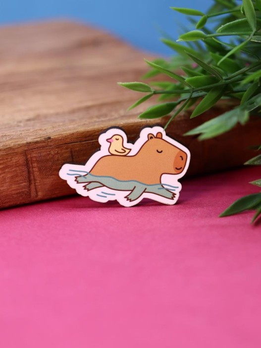 Значок ECO из дерева Capybara duckling 