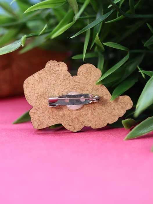 Значок ECO из дерева Capybara duckling 