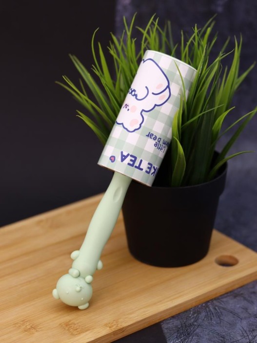 Ролик для чистки одежды &quot;Dark green volumetric bear&quot;, 10 см*60 листов 