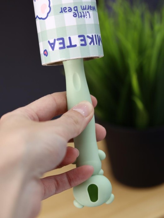 Ролик для чистки одежды &quot;Dark green volumetric bear&quot;, 10 см*60 листов 