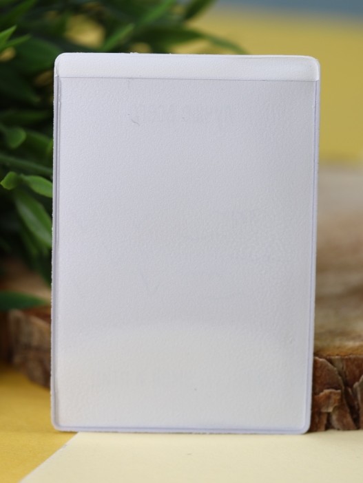 Держатель для карт «Лучше всего я рисую змей и птиц» (6,5 х 9,5 см) 