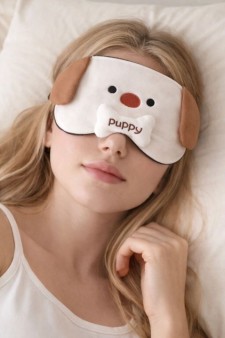 Маска для сна гелевая GIRLY "Щенок любит косточку", коричневая