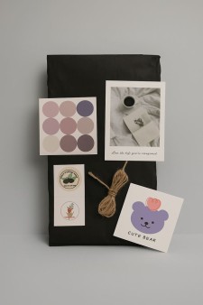 Упаковочный набор для подарков (2 листа+лента+открытка+5 наклеек) "Dark charm", 40x50 см