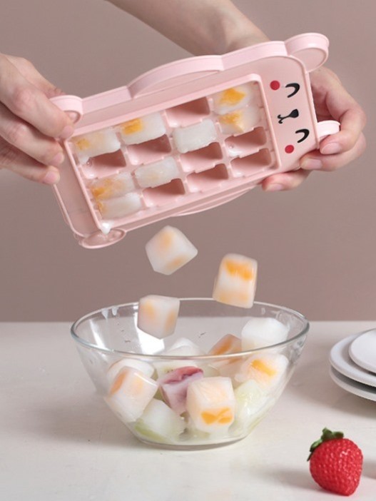 Лоток для льда &quot;Bear&quot;, pink 