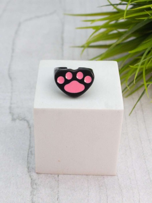 Кольцо акриловое GIRLY "Лапка в сердце", черное (d=1,7 см) 