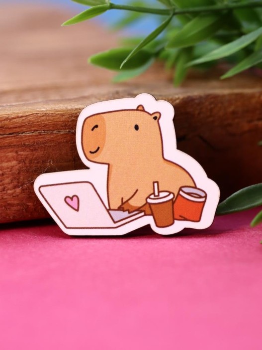 Значок ECO из дерева Capybara working 