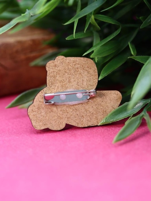 Значок ECO из дерева Capybara working 