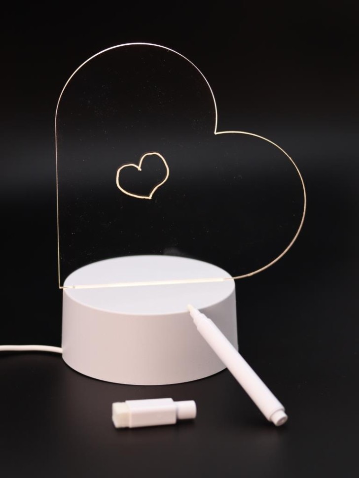 Ночник iLikeGift с маркером "Сердце", USB (9х18 см)