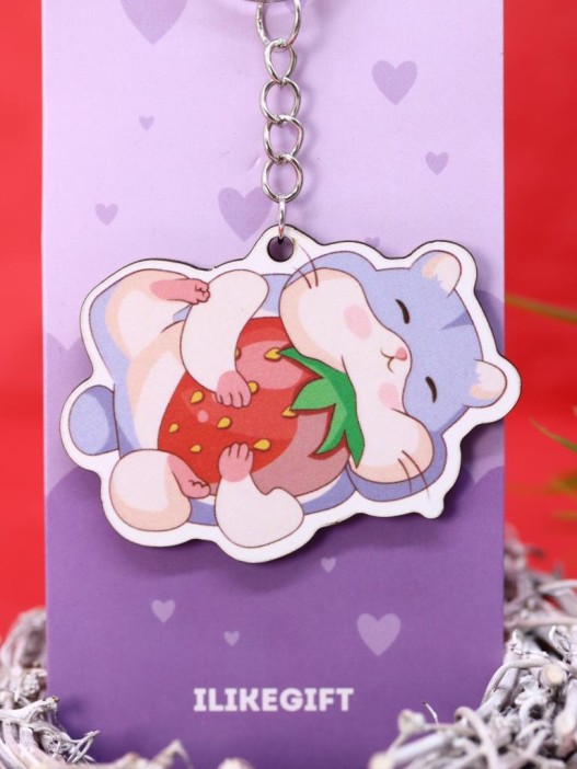 Брелок ECO из дерева &quot;Хомячок и клубника&quot; 