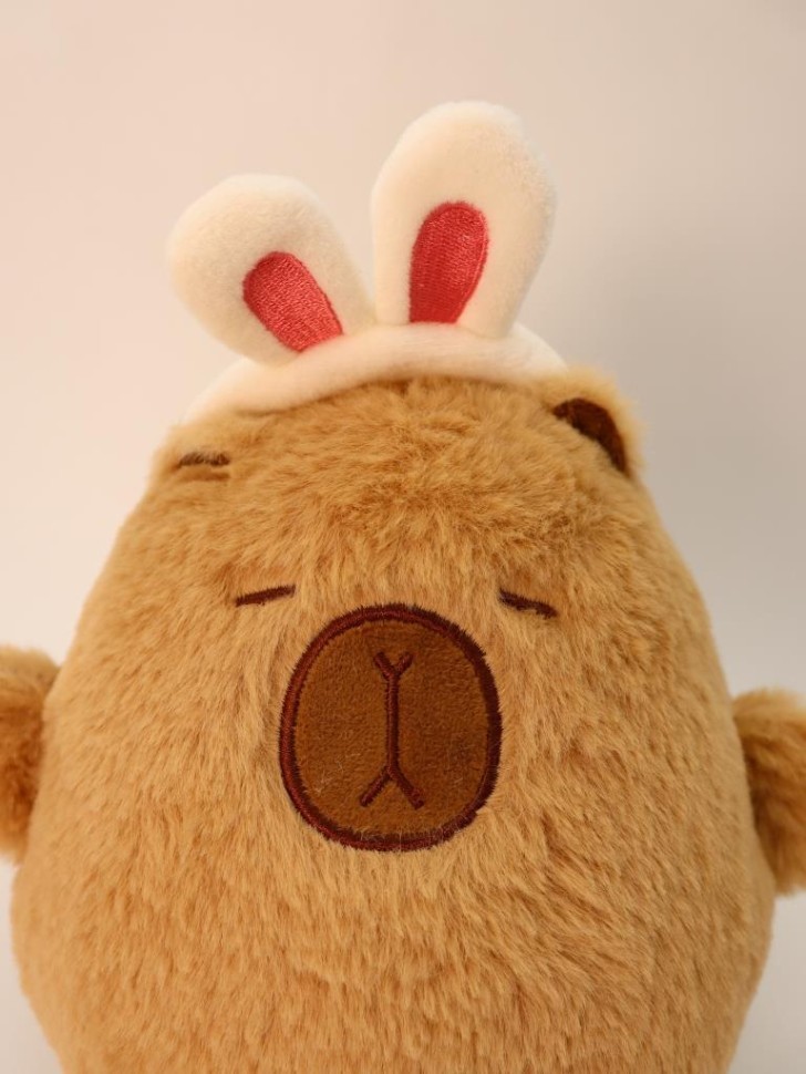 Мягкая игрушка "Капибара в ободке с ушками", коричневая, 25 см