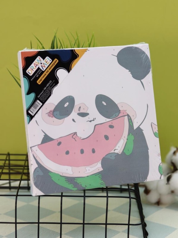 Картина по номерам на подрамнике Draw Me! "Панда с арбузом", (20*20 см)