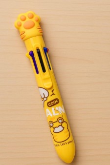 Разноцветная ручка 8 в 1 "The yellow paw", yellow
