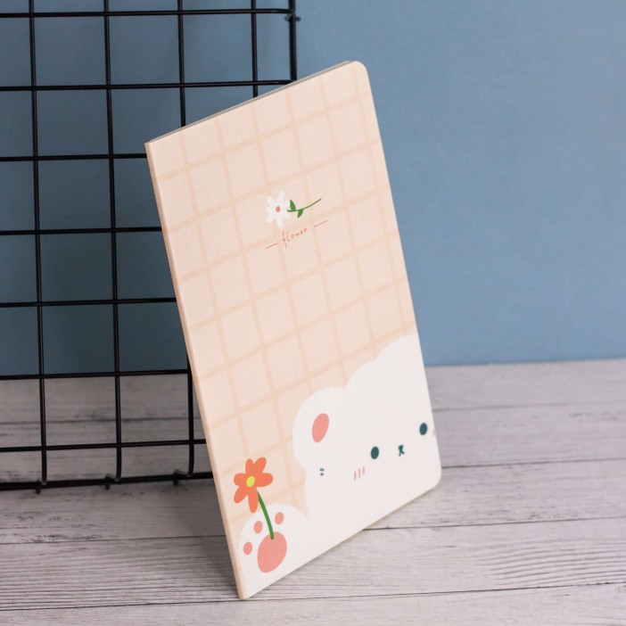 Тетрадь (A5) «Plush bear in flowers» (13,5*20,5) 