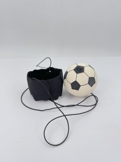 Мялка - антистресс на резинке «Football»