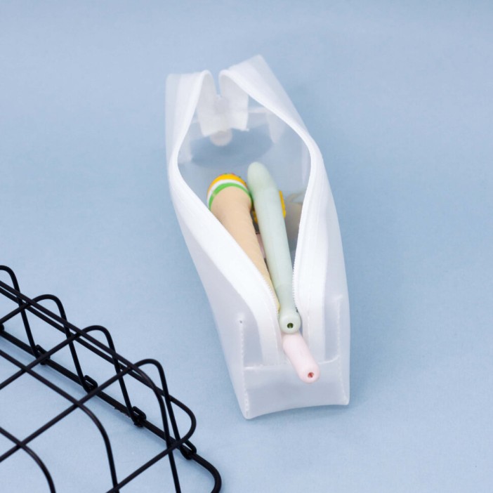 Пенал "Feathers many" white-gold 