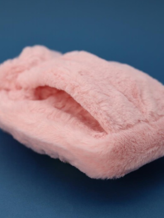 Грелка плюшевая с ремешком &quot;Plush friends&quot;, pineapple, 400 мл (21*15,2 см) 