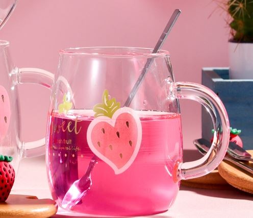 Кружка стеклянная &quot;Love in strawberries&quot;, pink (470 мл) 