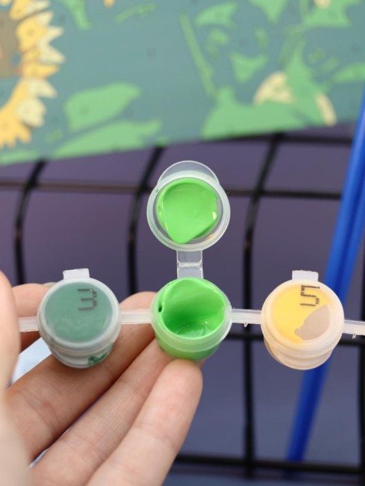 Картина по номерам на подрамнике Draw Me! «Bright sunflowers», (20*20 см) 