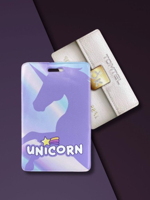 Держатель для карт &quot;Purple unicorn&quot; (6,5 х 10,4 см) 