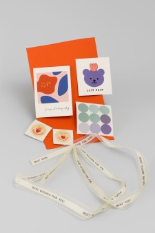 Упаковочный набор д/подарков (2 листа+лента+открытка+5 наклеек) "Fiery wishes", 50x70см