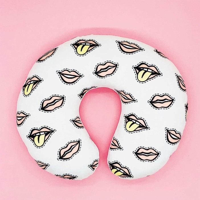 Подушка для шеи "Lips" 