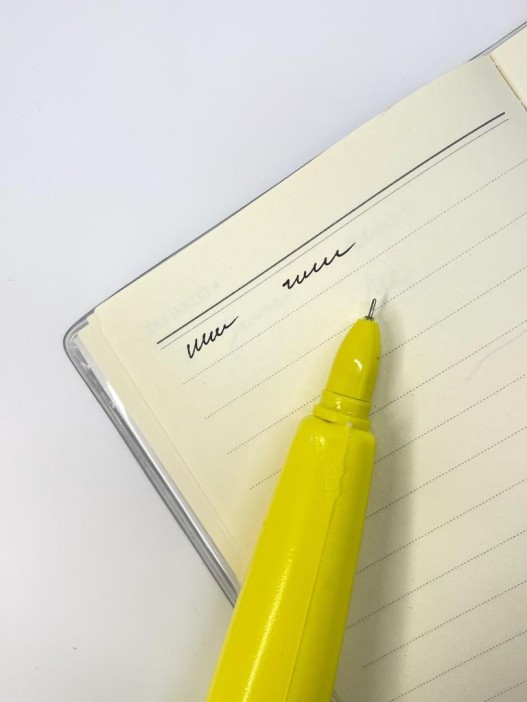 Ручка-сквиш &quot;Dog and snail&quot;, yellow 