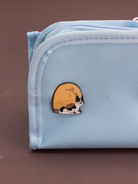 Значок металлический iLikeGift &quot;Friendly capybara&quot; 