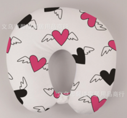 Подушка для шеи "Hearts" 